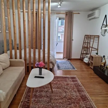 Διαμέρισμα New Lovely Full Of Light Ap In *